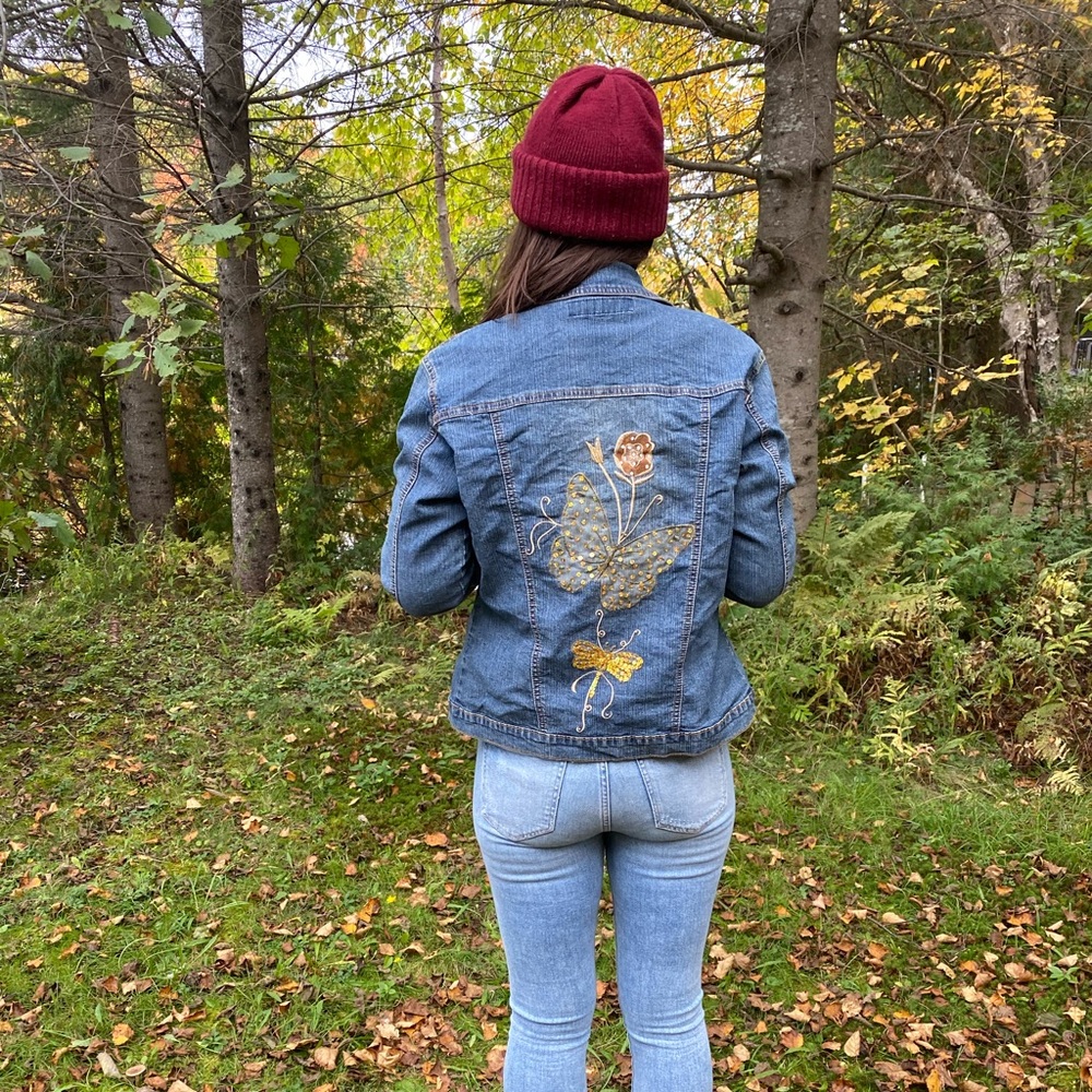 Jeans coat, jacket with flower and butterfly in the back size M